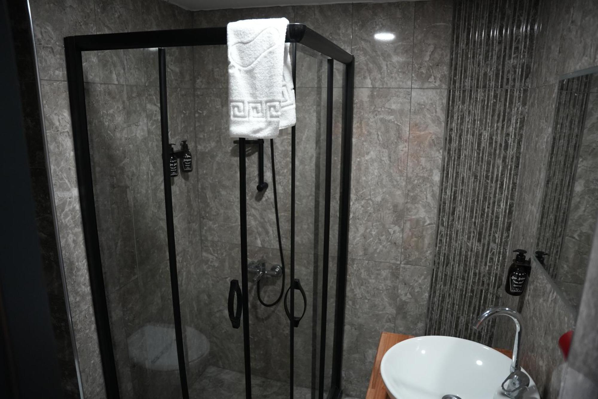 Eniza Hotel Mersin  Ngoại thất bức ảnh
